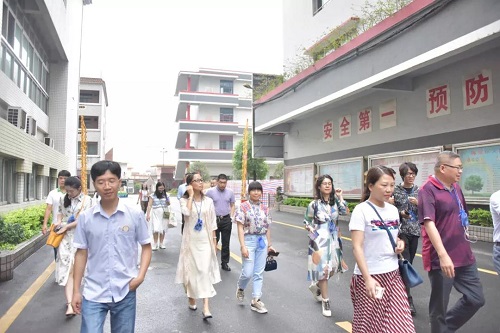 时代华商国学8班九江酒厂博物馆参访交流