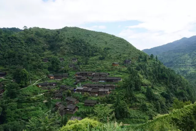 时代华商经理64班贵州爱心助学暨结业旅行