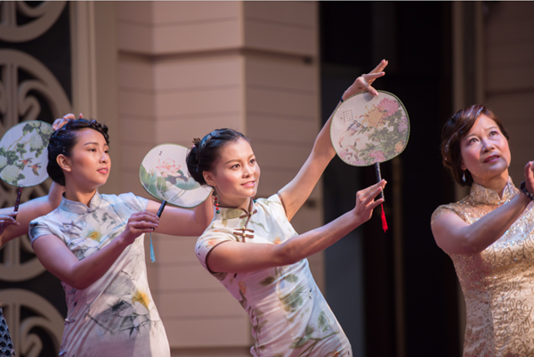 　　时光飞逝、岁月如梭，在11月12日这个充满喜悦的日子，幸福女子学堂三期班的全体学员已经圆满完成学业，正式结业了。