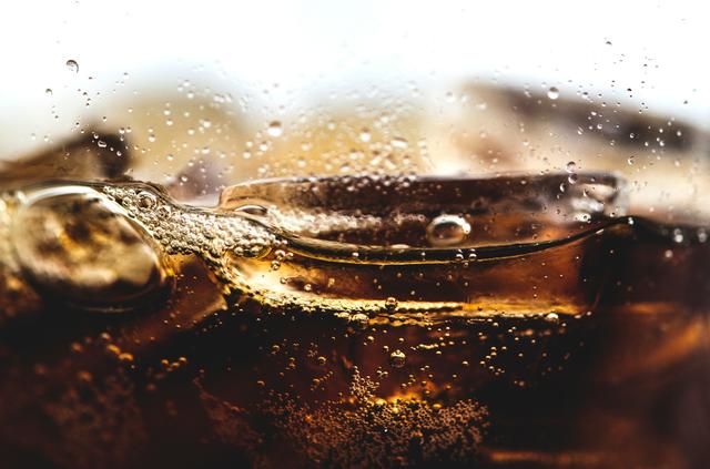 营销与创新 | 这99.1%都是水、碳酸和糖的饮料,凭啥世界第一?